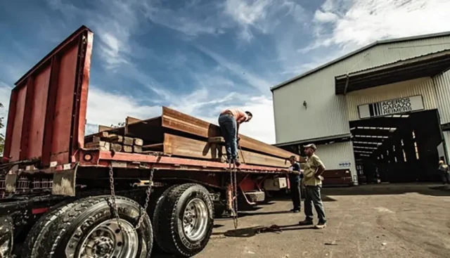 Load Lumber on Trailer