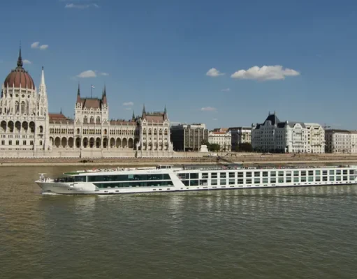 Budapest Shines Bright in Emerald Cruises’ Newest Danube River Cruise