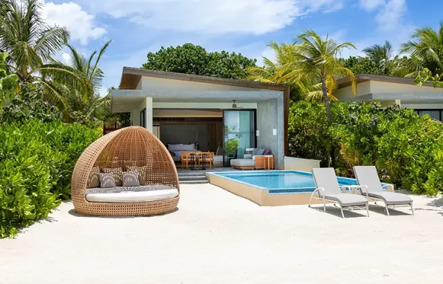 Beach Villa with Pool