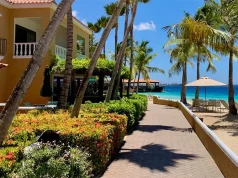 Harbour Village Beach Club Named Hotel of the Year