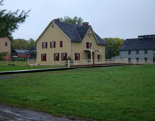 A Guide to the Best Things to Do in Urbandale, Iowa