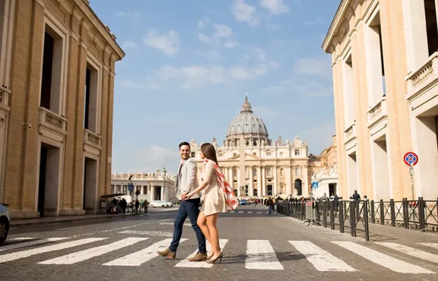 couple-in-rome-2023-11-27-04-54-35-utc copy