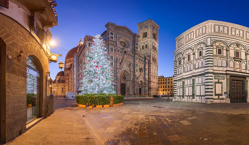 Florence, Tuscany, Itay during Christmas season at the Duomo.