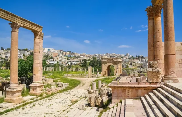 Ruins of the ancient Nymphaeum in the Roman city of Gerasa, Jordan