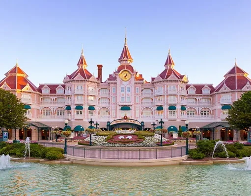 The First Ever Five-Star Hotel Dedicated to Immersive Disney Royal Stories Opens Today at Disneyland® Paris