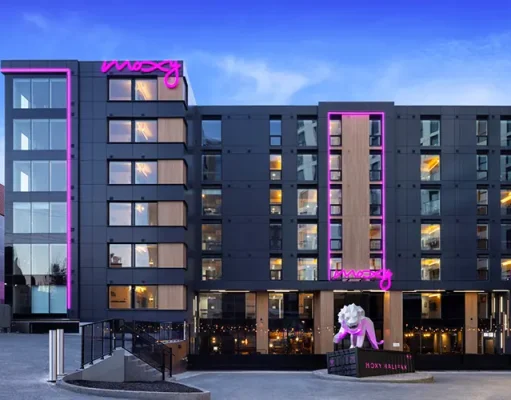Marriott and JONO Developments Open First Moxy Hotel in Canada