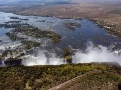 Zimbabwe Safari Adventures: Exploring Victoria Falls and Beyond