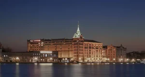 Check In to a Very Dolce Vita Valentine’s Escape at Hilton Molino Stucky Venice