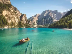 Hot Travel Destinations: Crafting a Fancy Itinerary for Your Next Adventure