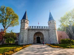 Topkapi Palace: A Portal to the Opulent Past of Istanbul