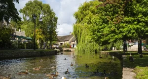 Planning the Perfect Group Getaway: Why the Cotswolds is Ideal for Large Holiday Rentals