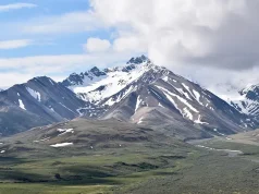 10 Reasons to Visit Alaska This Summer