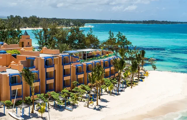 TravMedia_USA_1632268_SAR_SALT_of_Palmar_J2-5_modif_2_1-copy