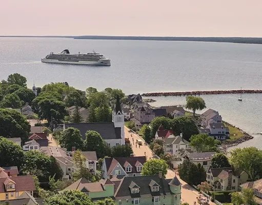 Viking Returns to the Great Lakes for Third Season