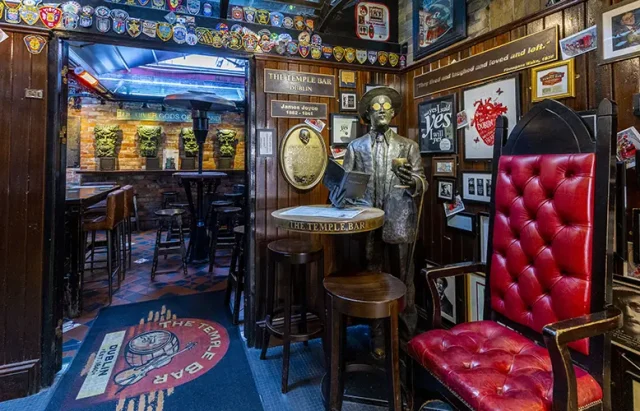 7 Temple Bar Dublin City copy