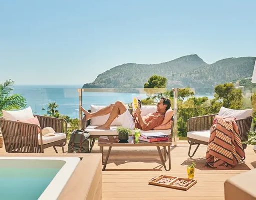 Sustainable Luxury: Mallorca’s Llaut Experience