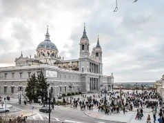 Free tours vs Private tours in Spain. Which one to choose according to your traveler profile