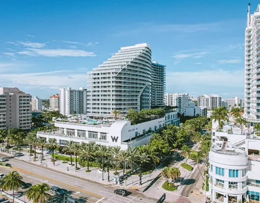 Friendsgiving in Style: Luxe Destinations for the Ultimate Girls’ Getaway