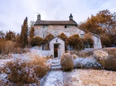 The Holiday’s Iconic Cottage Was a Movie Set—Now You Can Stay in its Charming Dupe