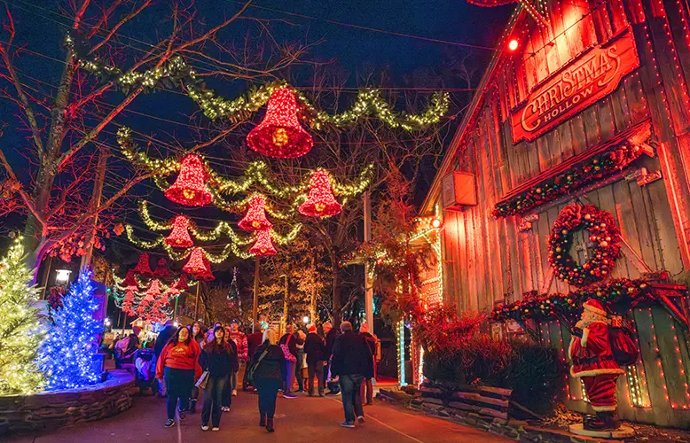 TravMedia_USA_1658557_OldTimeChristmas2023_tf_LargestFile-17 copy