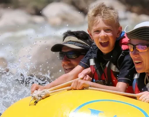 Unplug and Reunite: 5 Ways Whitewater Rafting Brings Families Closer Together