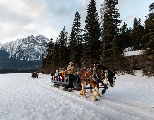 Jasper in January Is Back with Winter Adventure, Apres, and a Retro-Themed Street Party