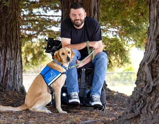 Red Roof® Partners with Canine Companions® to Offer Traveler Discounts in February