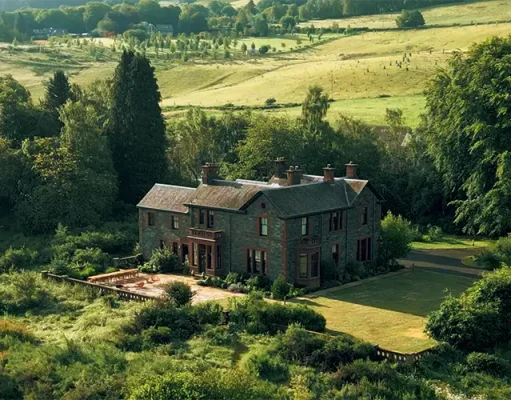 Expert Scottish Whisky Experience – Dun Aluinn, Scotland