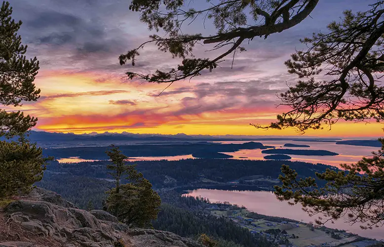 View from Mt Erie looking at Skagit Valley and the Cascades_photo by Rakan Alduaij copy