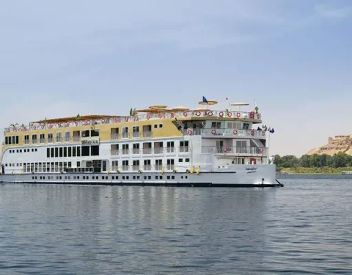 AmaWaterways Offers Complimentary Roundtrip Airfare for Egypt River Cruises