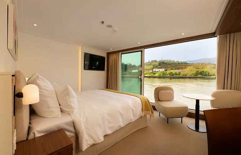 Panorama Suite 44 copy