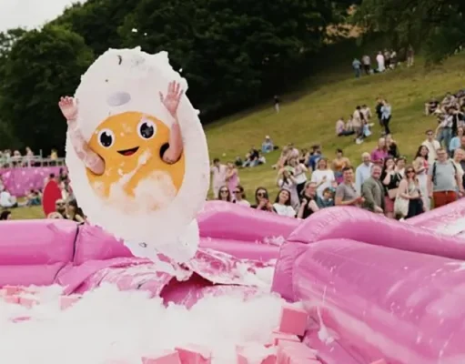 Vilnius’ unique pink soup festival returns to mark the summer