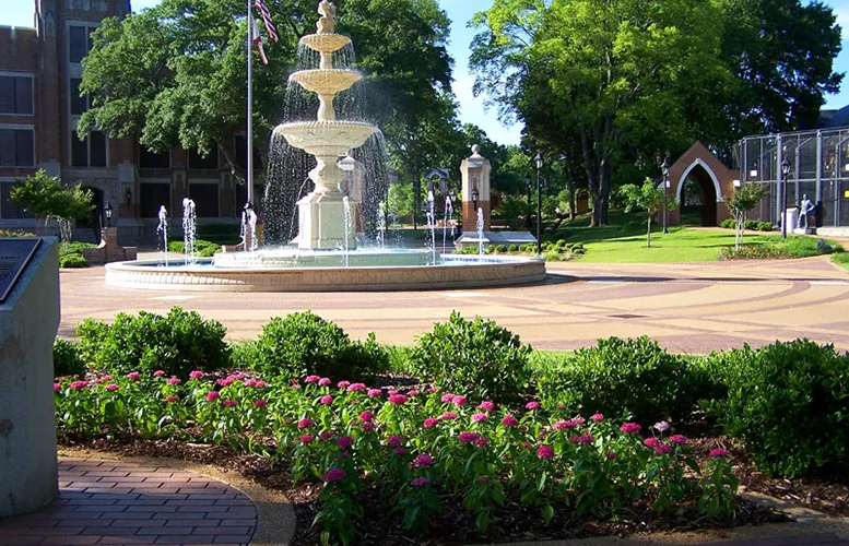UNA_HarrisonPlaza copy
