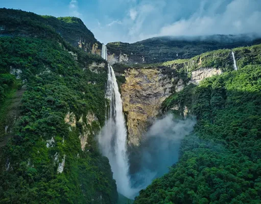 Amazonas: A world of natural and cultural wonders