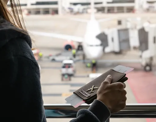 Flight Delayed? Here’s How to Stay Calm, Travel Smart, and Claim What You’re Owed