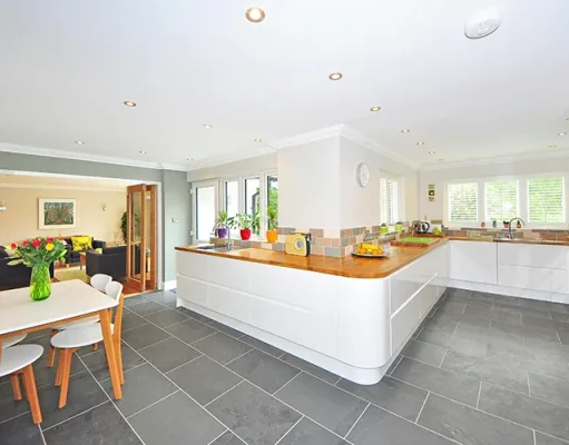 Cool Convenience: Kitchen Must-Haves for the Airbnb Foodie