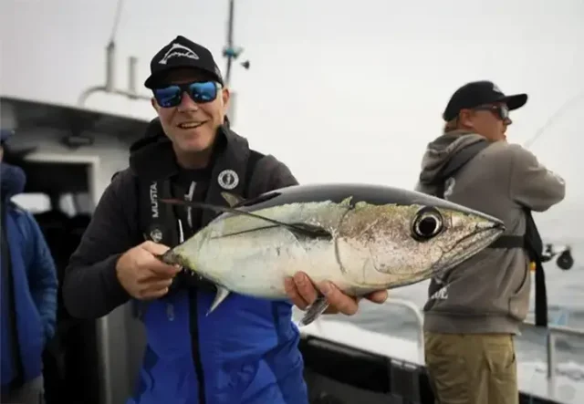 Nootka Sound Tuna Showdown copy 2