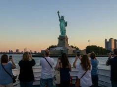 5 Best New York Cruises of 2025: Dinner, Sightseeing, and Statue of Liberty Excursions