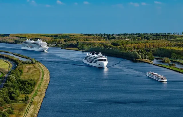 CC_Viking_Oceans_Rivers_Expeditions_Convoy_SKY copy