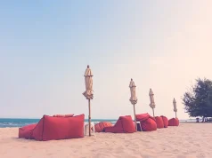 Canadians Opt for Adults-Only Travel, New Survey Finds