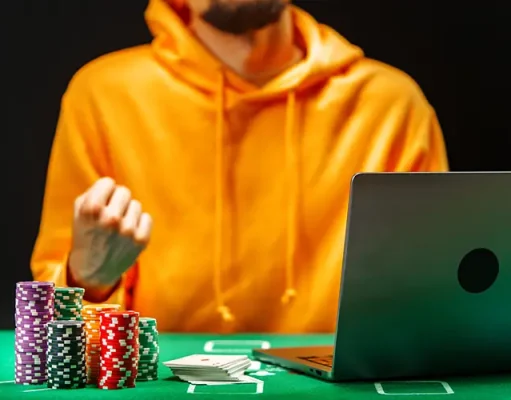 A Comprehensive Guide to Playing Poker Online Safely