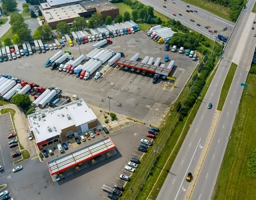 Beyond the Open Road: How Monthly Truck Parking Transforms Long-Haul Travel for Fleets