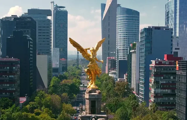 golden-angel-independence-mexico-city-aerial-drone-dolly-zoom-shot copy