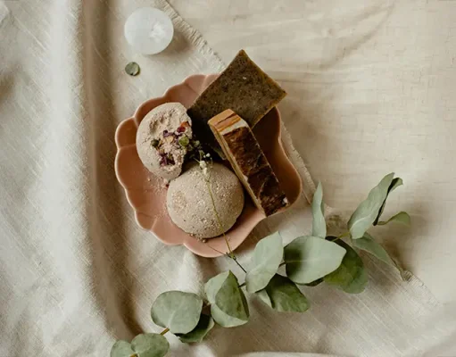 Here’s Why To Buy Herbal Products While Planning To Travel This Summer