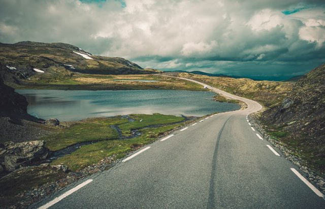 Scenic Norway Road Trip with Alpine Landscapes