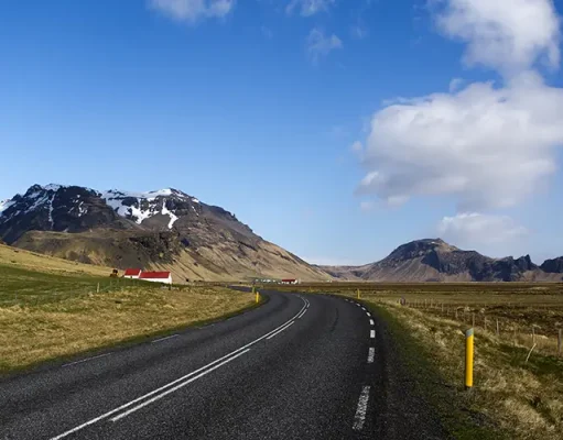 The Ultimate Guide to Road Tripping Through Iceland
