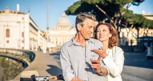 Best US Residential Address Services for Americans Living Abroad (2026-2027)