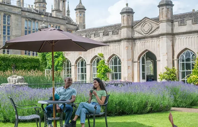 VisitBritain_VisitBritain_puts_screen_tourism_campaign_in_the_sp copy
