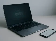 How to enjoy online gaming while traveling