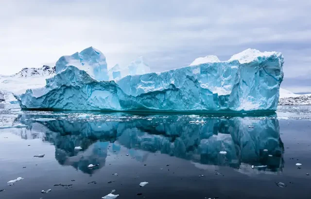 large-iceberg-with-word-ice-it copy